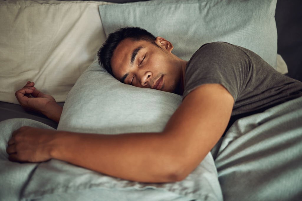 The Connection Between Sleep and Mental Health: Understanding the Importance of a Good Night's Rest